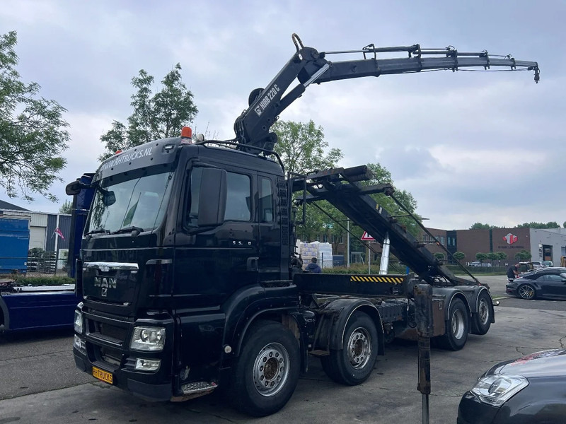 MAN TGS 35.440 8X2-4 + HIAB 220C-5 REMOTE + CABLE LIFT AUTOMATIC - شاحنة كرين: صورة 2 MAN TGS 35.440 8X2-4 + HIAB 220C-5 REMOTE + CABLE LIFT AUTOMATIC - شاحنة كرين: صورة 2