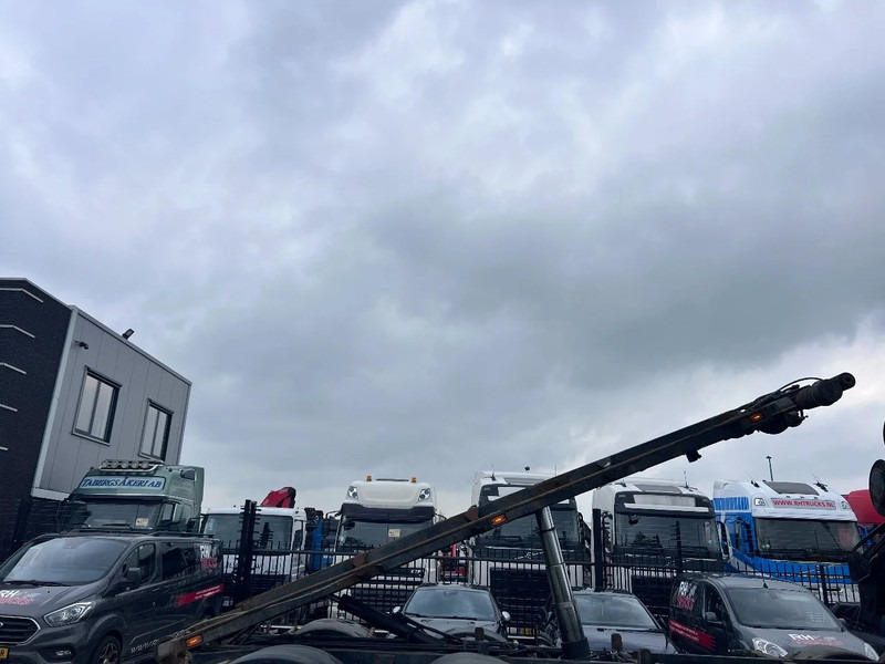MAN TGS 35.440 8X2-4 + HIAB 220C-5 REMOTE + CABLE LIFT AUTOMATIC MAN TGS 35.440 8X2-4 + HIAB 220C-5 REMOTE + CABLE LIFT AUTOMATIC: صورة 16