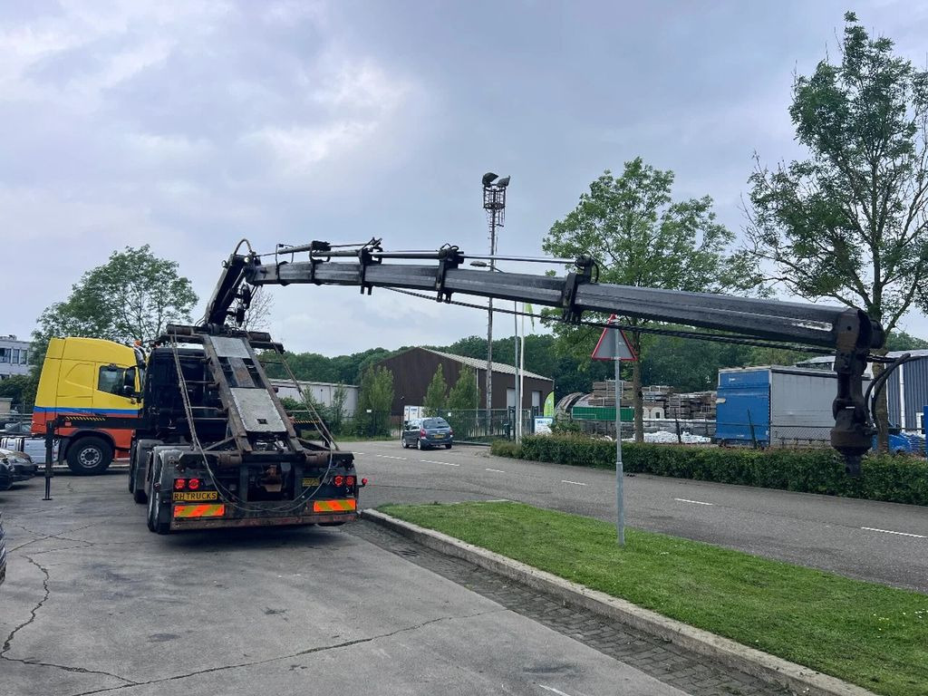 MAN TGS 35.440 8X2-4 + HIAB 220C-5 REMOTE + CABLE LI - شاحنة ذات خطاف: صورة 5 MAN TGS 35.440 8X2-4 + HIAB 220C-5 REMOTE + CABLE LI - شاحنة ذات خطاف: صورة 5