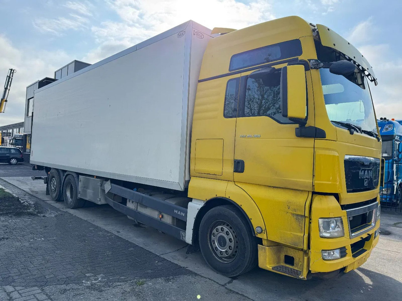 MAN TGX 26.360 6X2 - EURO 5 + ZEPRO LIFT + LIFT/STEE - شاحنة مقفلة: صورة 3 MAN TGX 26.360 6X2 - EURO 5 + ZEPRO LIFT + LIFT/STEE - شاحنة مقفلة: صورة 3
