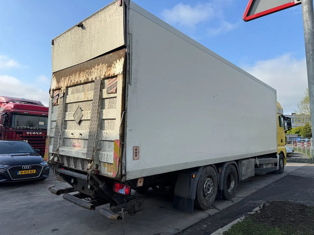 MAN TGX 26.360 6X2 - EURO 5 + ZEPRO LIFT + LIFT/STEE - شاحنة مقفلة: صورة 5 MAN TGX 26.360 6X2 - EURO 5 + ZEPRO LIFT + LIFT/STEE - شاحنة مقفلة: صورة 5