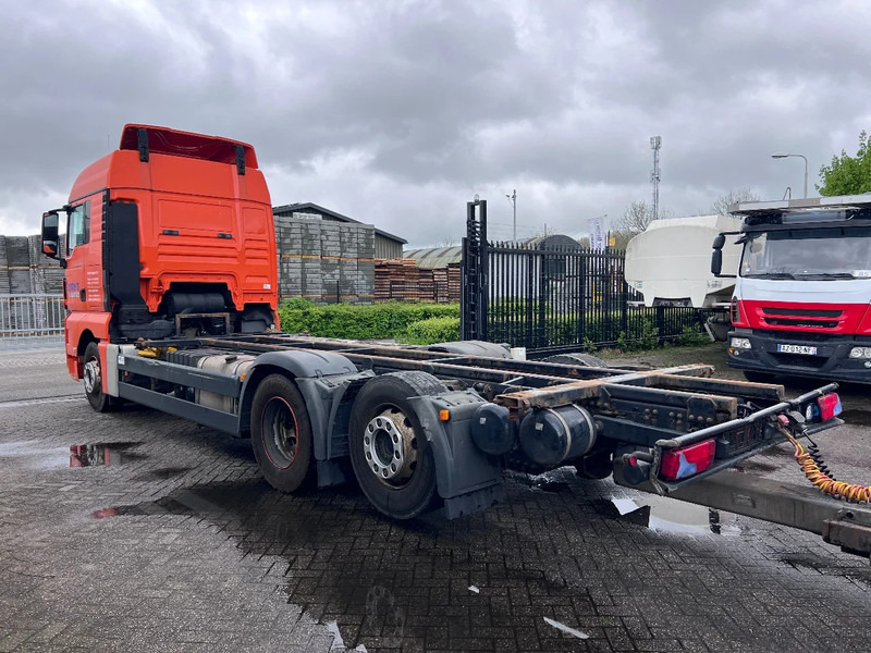 MAN TGX 26.440 XLX 6X2 EURO 5 - BDF CHASSIS + RETARDER - شاحنات الحاويات / جسم علوي قابل للتغيير شاحنة: صورة 5 MAN TGX 26.440 XLX 6X2 EURO 5 - BDF CHASSIS + RETARDER - شاحنات الحاويات / جسم علوي قابل للتغيير شاحنة: صورة 5