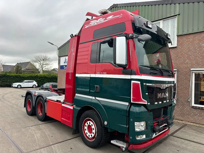 MAN TGX 33.560 6X4 ONLY 290400 KM, 113 TON - وحدة جر: صورة 4 MAN TGX 33.560 6X4 ONLY 290400 KM, 113 TON - وحدة جر: صورة 4