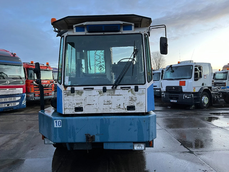 Mafi MT25T131C 4X2 *GEARBOX DON'T GO IN REVERSE* MT25T131C - جرار المحطة: صورة 2 Mafi MT25T131C 4X2 *GEARBOX DON'T GO IN REVERSE* MT25T131C - جرار المحطة: صورة 2