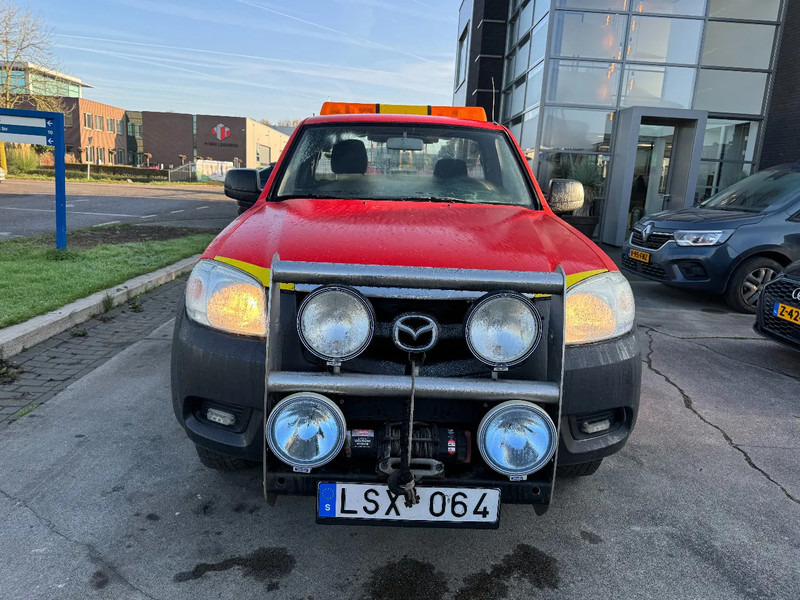 Mazda BT-50 4X4 + TOW TRUCK + DOUBLE WINCH + REMOTE - شاحنة التوصيل: صورة 2 Mazda BT-50 4X4 + TOW TRUCK + DOUBLE WINCH + REMOTE - شاحنة التوصيل: صورة 2