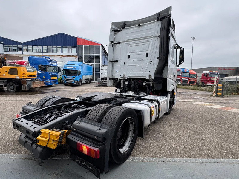 Mercedes-Benz Actros 1842 4X2 EURO 6 MEGA DOUBLE TANK - وحدة جر: صورة 5 Mercedes-Benz Actros 1842 4X2 EURO 6 MEGA DOUBLE TANK - وحدة جر: صورة 5