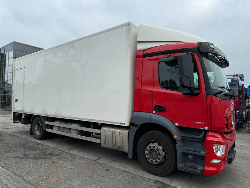 Mercedes-Benz Antos 1924 - 4 UNITS! - 4X2 + EURO 6 + DHOLLANDIA LIFT - شاحنة مقفلة: صورة 3 Mercedes-Benz Antos 1924 - 4 UNITS! - 4X2 + EURO 6 + DHOLLANDIA LIFT - شاحنة مقفلة: صورة 3