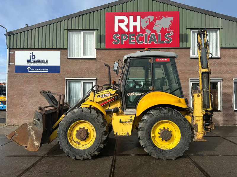 New Holland LB115B, CE, 240 MM MULTI PURPOSE LOADER BUCKET, 800 MM BACHOE DIGGING BUCKET, FLIP OVER FORKS, AIR CONDITIONER - جرافة حفار: صورة 1 New Holland LB115B, CE, 240 MM MULTI PURPOSE LOADER BUCKET, 800 MM BACHOE DIGGING BUCKET, FLIP OVER FORKS, AIR CONDITIONER - جرافة حفار: صورة 1