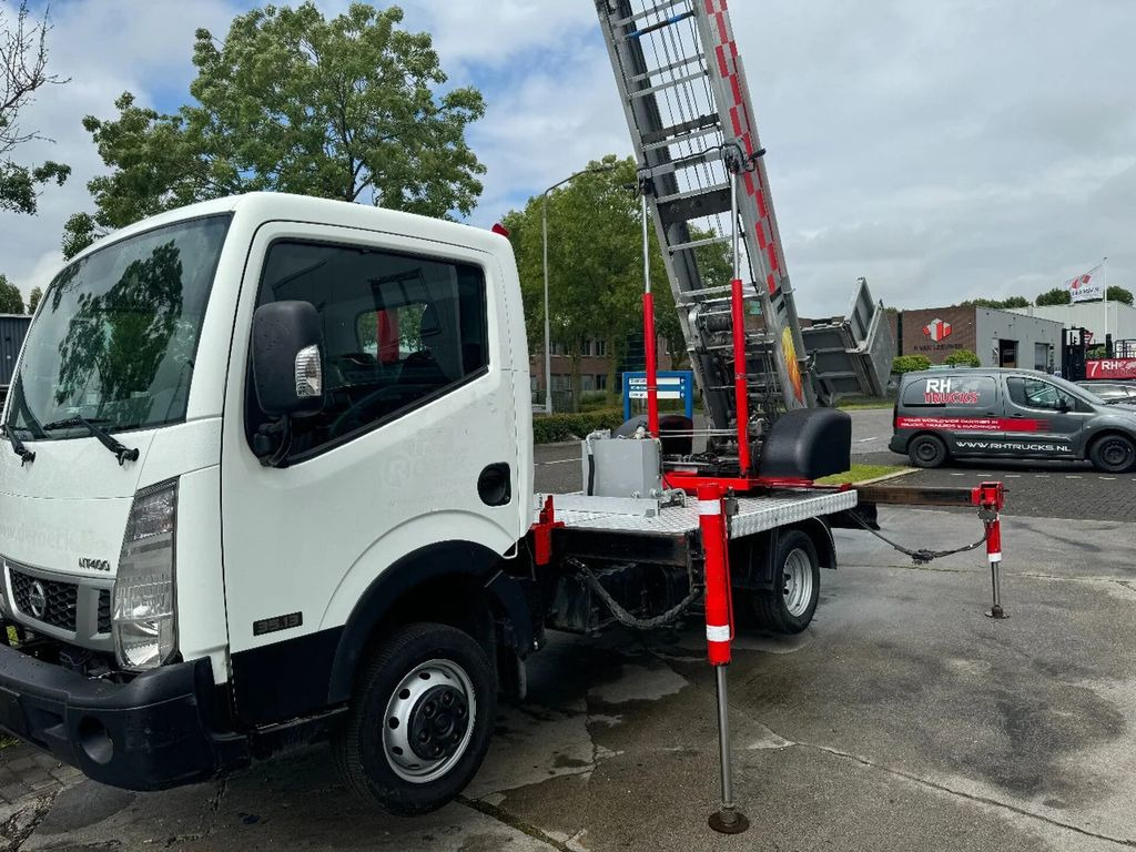 منصة تلسكوبية محمولة على شاحنة Nissan 3X UNIT CABSTAR 35.13 + LIFT 25 METER + REMOTE C: صورة 12