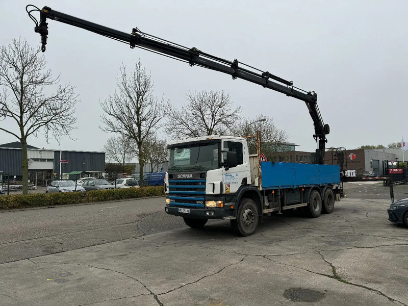 Scania P124-360 6X4 EURO 2 HIAB 200 C-5 ALL 2000 - شاحنة كرين: صورة 2 Scania P124-360 6X4 EURO 2 HIAB 200 C-5 ALL 2000 - شاحنة كرين: صورة 2