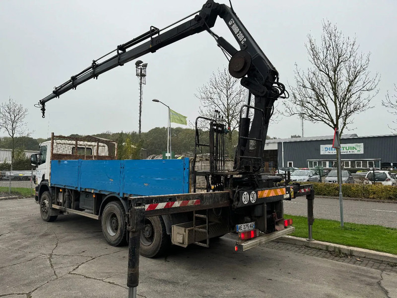 Scania P124-360 6X4 EURO 2 HIAB 200 C-5 ALL 2000 - شاحنة كرين: صورة 4 Scania P124-360 6X4 EURO 2 HIAB 200 C-5 ALL 2000 - شاحنة كرين: صورة 4