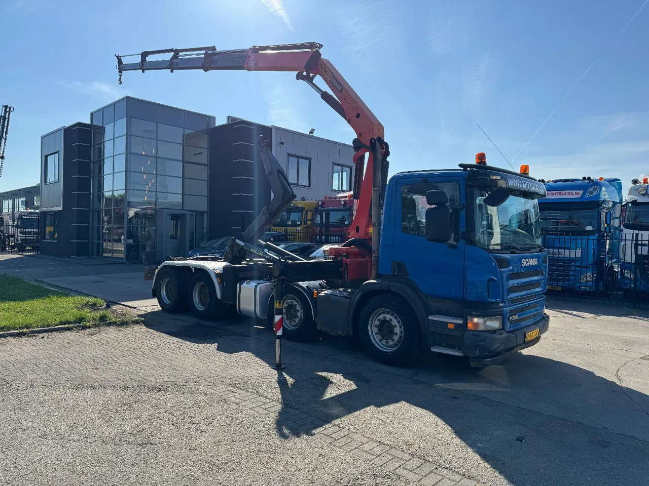 Scania P380 8X4 PALFINGER HOOK + PALFINGER PK16502 + RE - شاحنة ذات خطاف, شاحنة كرين: صورة 2 Scania P380 8X4 PALFINGER HOOK + PALFINGER PK16502 + RE - شاحنة ذات خطاف, شاحنة كرين: صورة 2