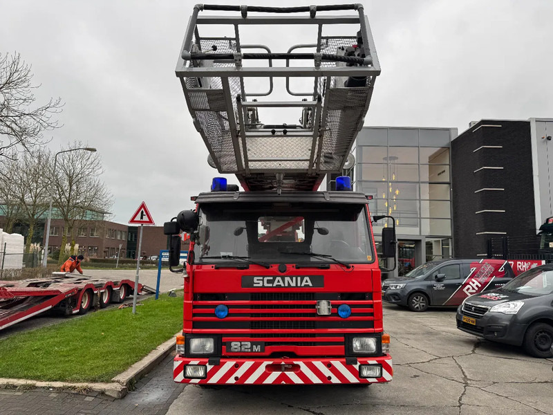 Scania P82 4X2 - FIRE TRUCK - 30M LIFT - سيارة إطفاء: صورة 2 Scania P82 4X2 - FIRE TRUCK - 30M LIFT - سيارة إطفاء: صورة 2