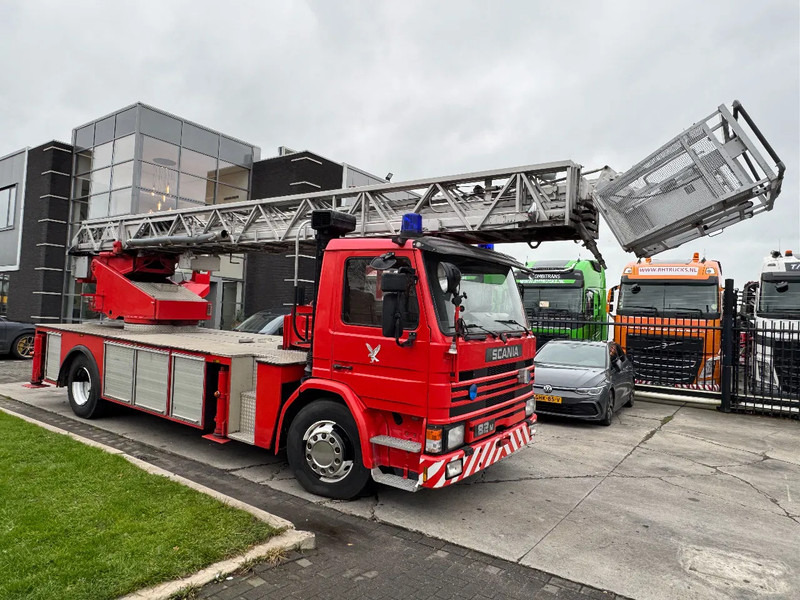 Scania P82 4X2 - FIRE TRUCK - 30M LIFT - سيارة إطفاء: صورة 3 Scania P82 4X2 - FIRE TRUCK - 30M LIFT - سيارة إطفاء: صورة 3
