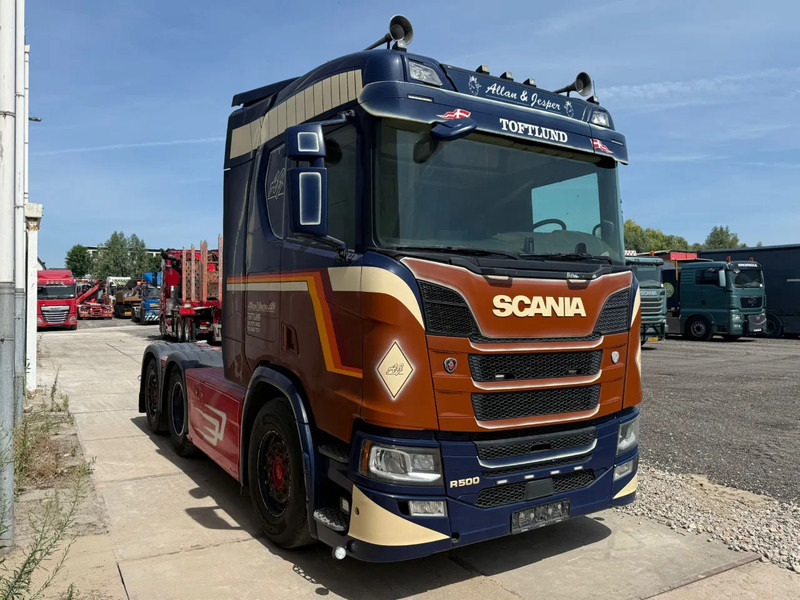 Scania R500 NGS 6X2 EURO 6 STEERING AXLE SPECIAL INTERIOR - وحدة جر: صورة 3 Scania R500 NGS 6X2 EURO 6 STEERING AXLE SPECIAL INTERIOR - وحدة جر: صورة 3