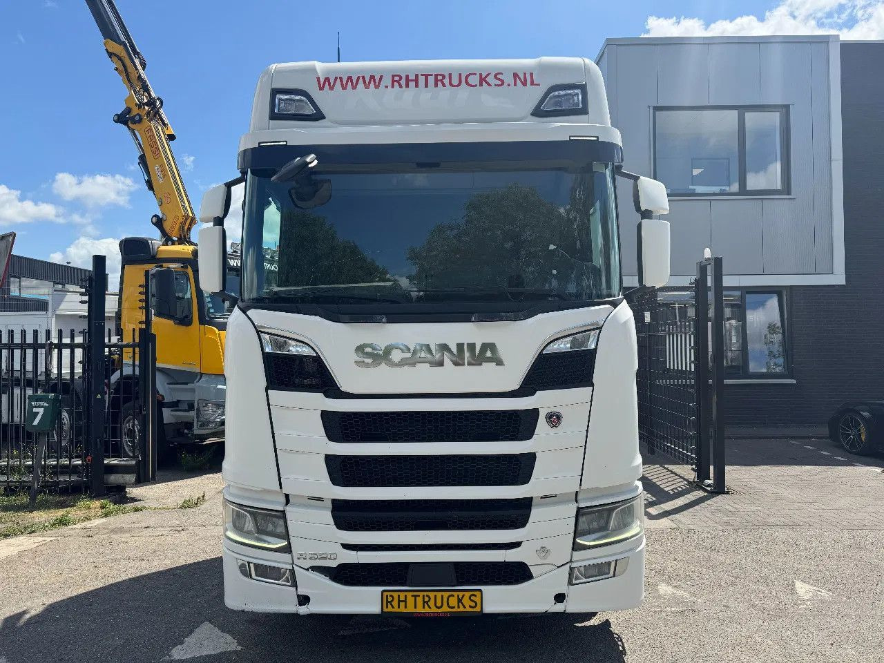 Scania R520 V8 NGS 6X4 EURO 6 - وحدة جر: صورة 2 Scania R520 V8 NGS 6X4 EURO 6 - وحدة جر: صورة 2