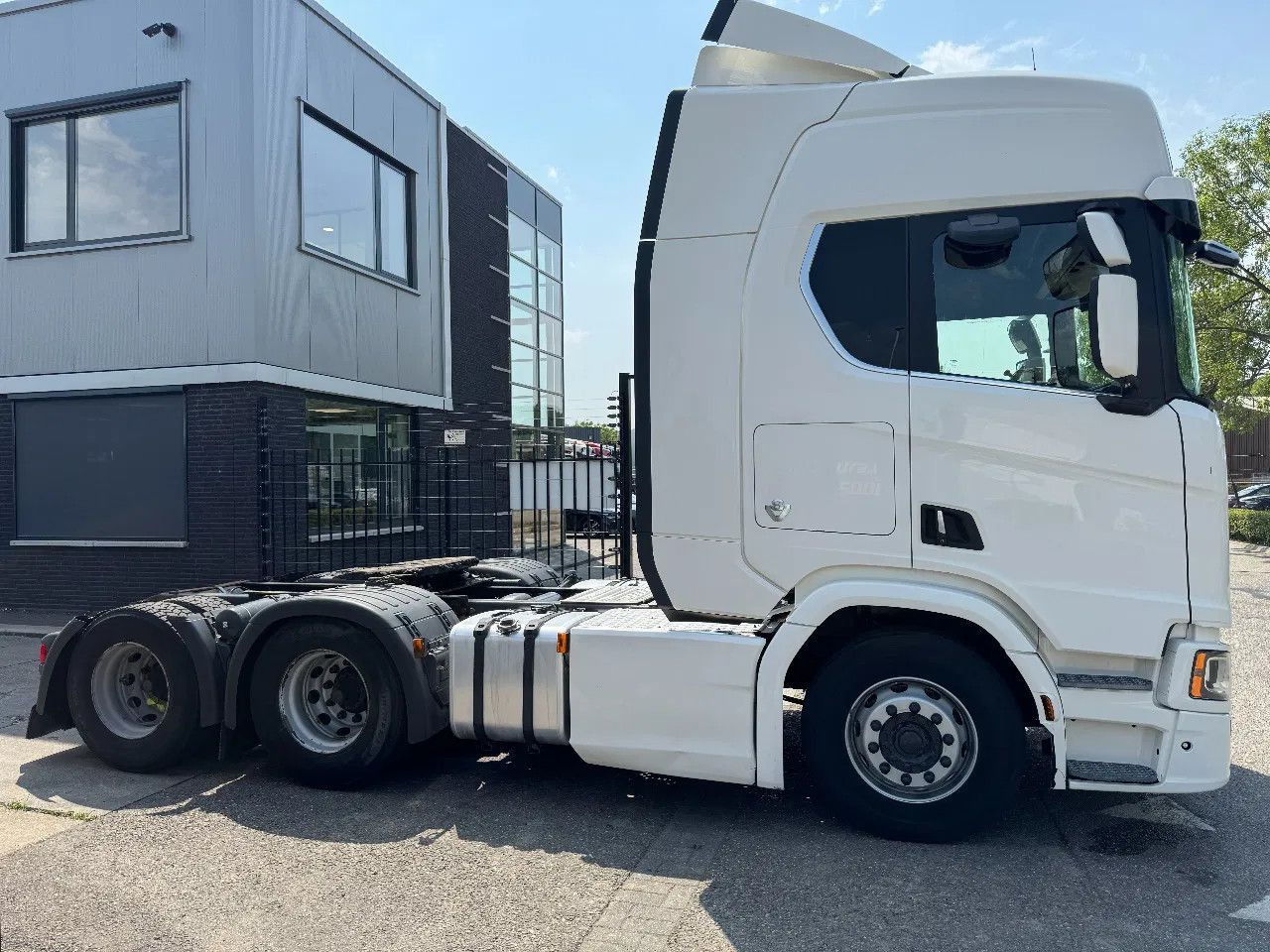 Scania R580 V8 NGS 6X4 EURO 6 RETARDER - وحدة جر: صورة 4 Scania R580 V8 NGS 6X4 EURO 6 RETARDER - وحدة جر: صورة 4