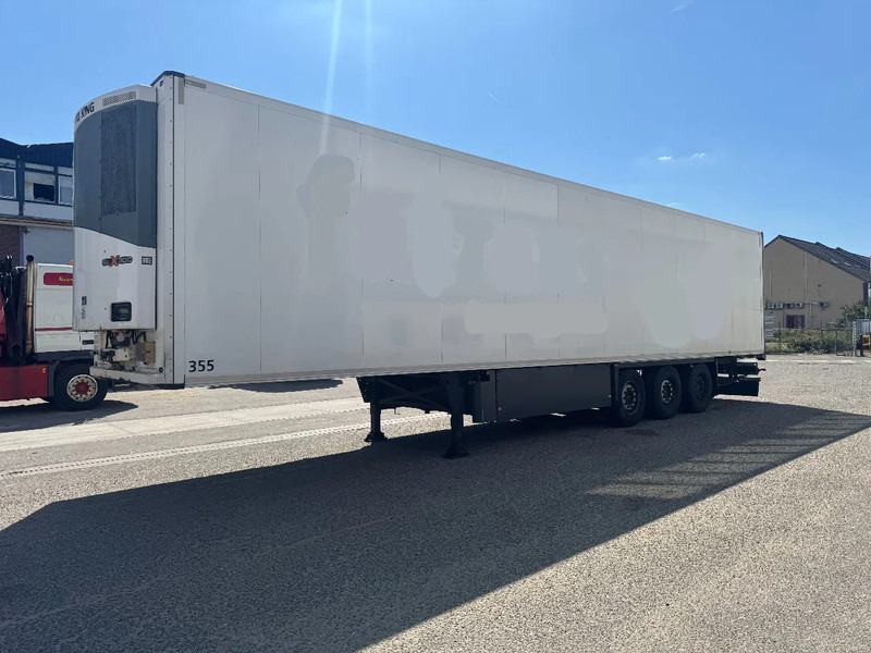 Schmitz Cargobull SKO 24 THERMO KING SLX300 D/E 3 AXLE TÜV TILL 03-2026 - نصف مقطورة مُبرِّدة: صورة 1 Schmitz Cargobull SKO 24 THERMO KING SLX300 D/E 3 AXLE TÜV TILL 03-2026 - نصف مقطورة مُبرِّدة: صورة 1
