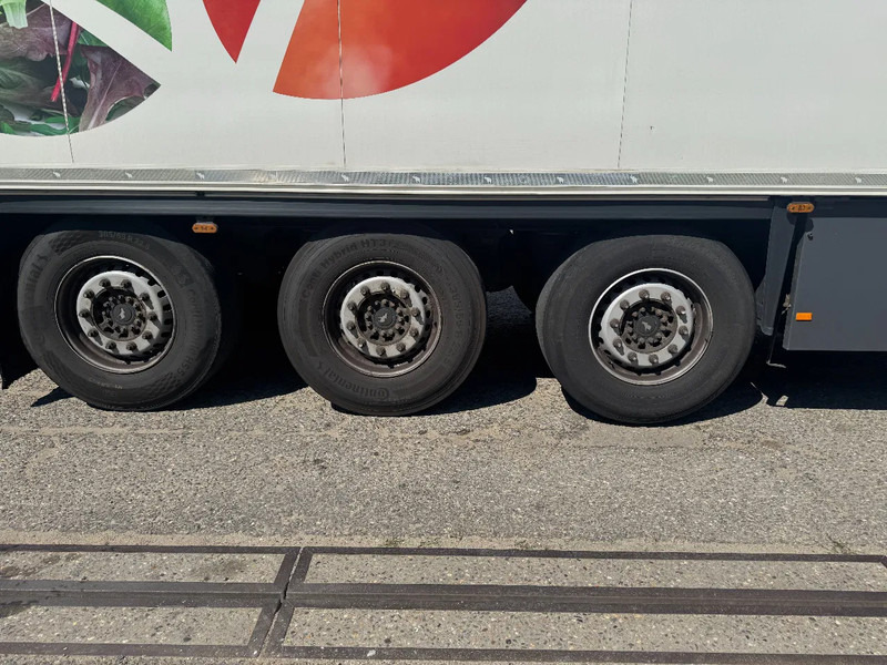 Schmitz Cargobull SKO 24 THERMO KING SLX300 D/E 3 AXLE TÜV TILL 03-2026 Schmitz Cargobull SKO 24 THERMO KING SLX300 D/E 3 AXLE TÜV TILL 03-2026: صورة 7