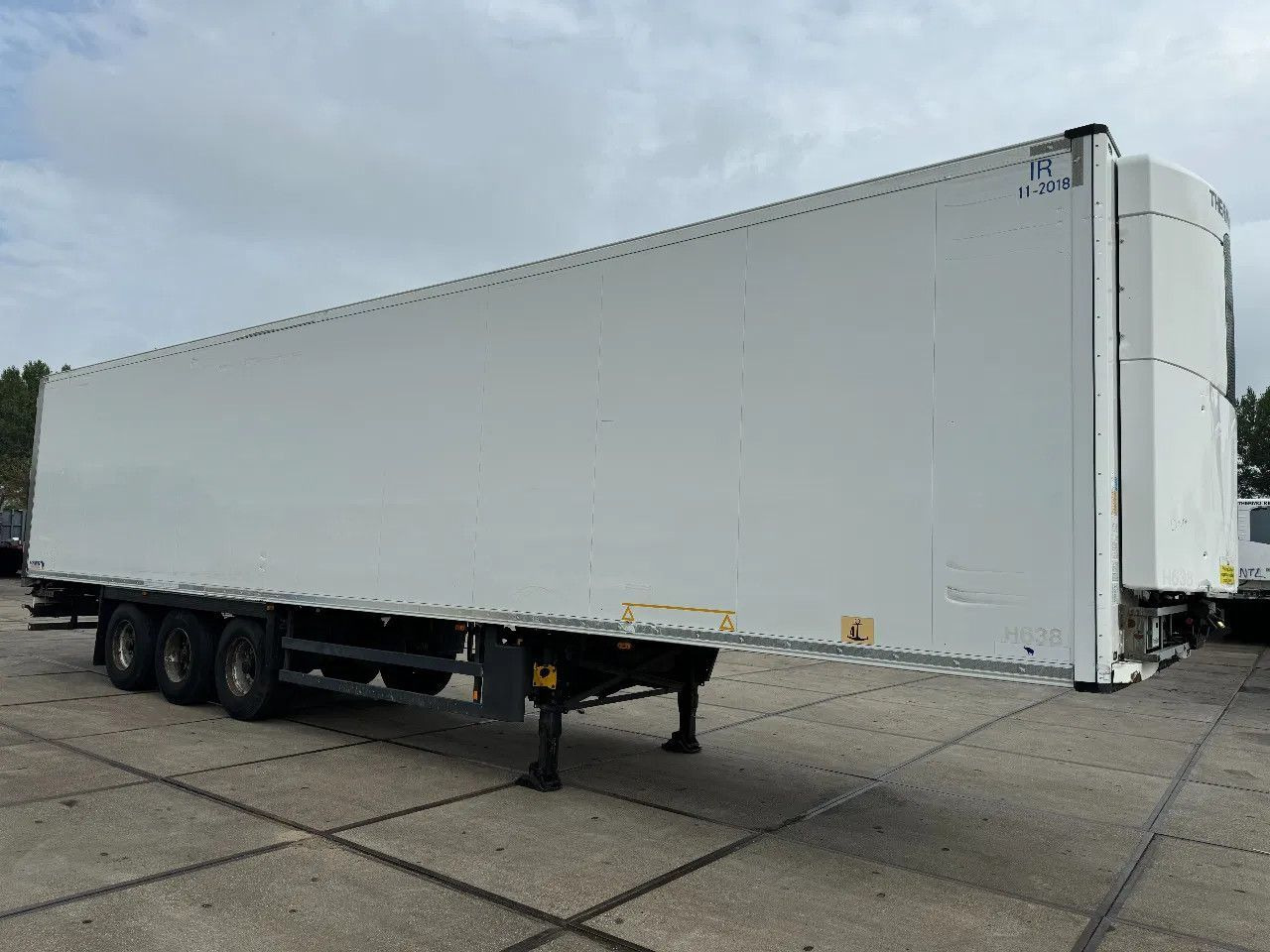 Schmitz Cargobull THERMO KING SLXE200 BPW AXLE Schmitz Cargobull THERMO KING SLXE200 BPW AXLE - نصف مقطورة مُبرِّدة: صورة 4 Schmitz Cargobull THERMO KING SLXE200 BPW AXLE Schmitz Cargobull THERMO KING SLXE200 BPW AXLE - نصف مقطورة مُبرِّدة: صورة 4