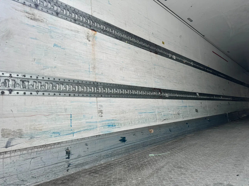 Schmitz Cargobull THERMO KING SLXE200 BPW AXLE - نصف مقطورة مُبرِّدة: صورة 4 Schmitz Cargobull THERMO KING SLXE200 BPW AXLE - نصف مقطورة مُبرِّدة: صورة 4