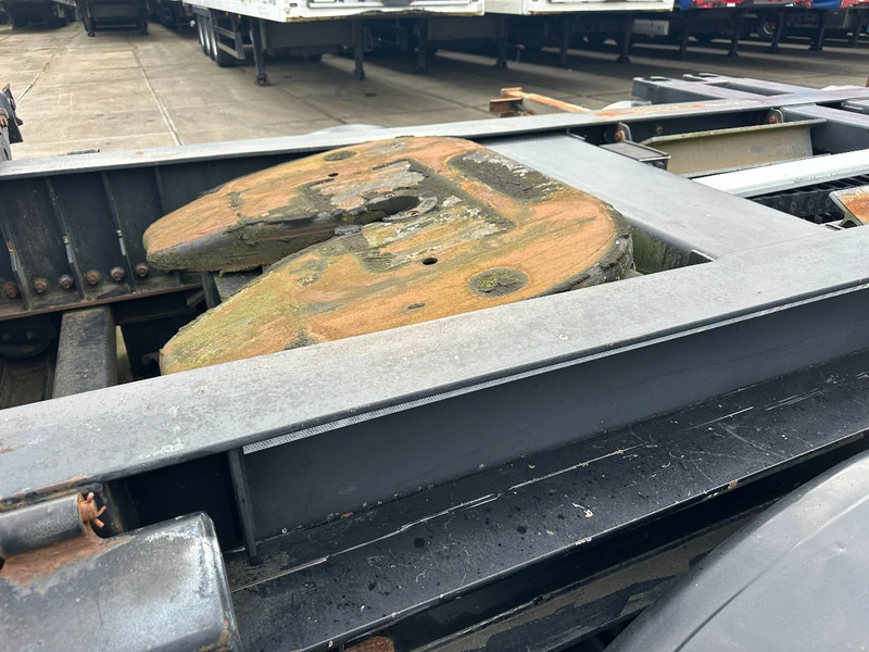 Tracon TRAILERS LZV MET SCHOTEL LIFT EN STUURAS - نصف مقطورة لنقل الحاويات: صورة 3 Tracon TRAILERS LZV MET SCHOTEL LIFT EN STUURAS - نصف مقطورة لنقل الحاويات: صورة 3