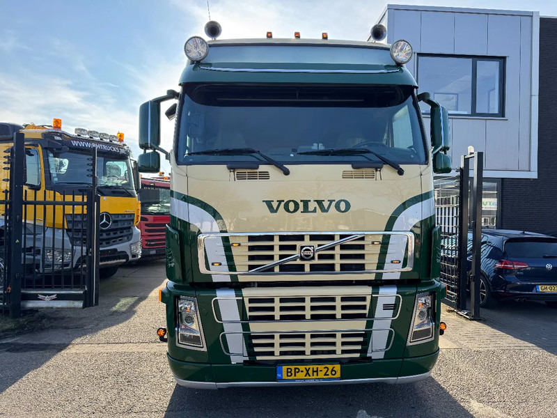 Volvo FH 16.550 4X2 - EURO 3 + FULL SPOILER + MANUAL GEAR - وحدة جر: صورة 2 Volvo FH 16.550 4X2 - EURO 3 + FULL SPOILER + MANUAL GEAR - وحدة جر: صورة 2