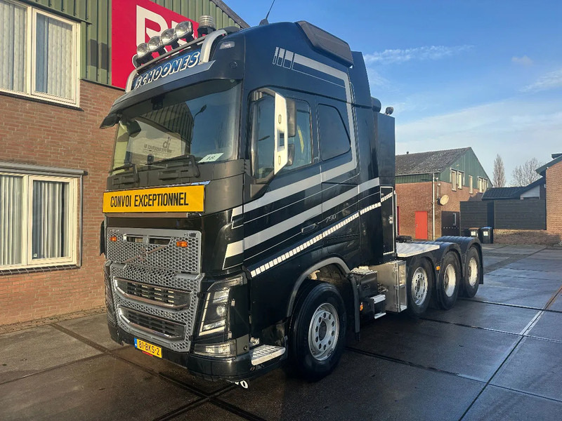 Volvo FH 16.750 8X4 170 TON, INTARDER - وحدة جر: صورة 1 Volvo FH 16.750 8X4 170 TON, INTARDER - وحدة جر: صورة 1
