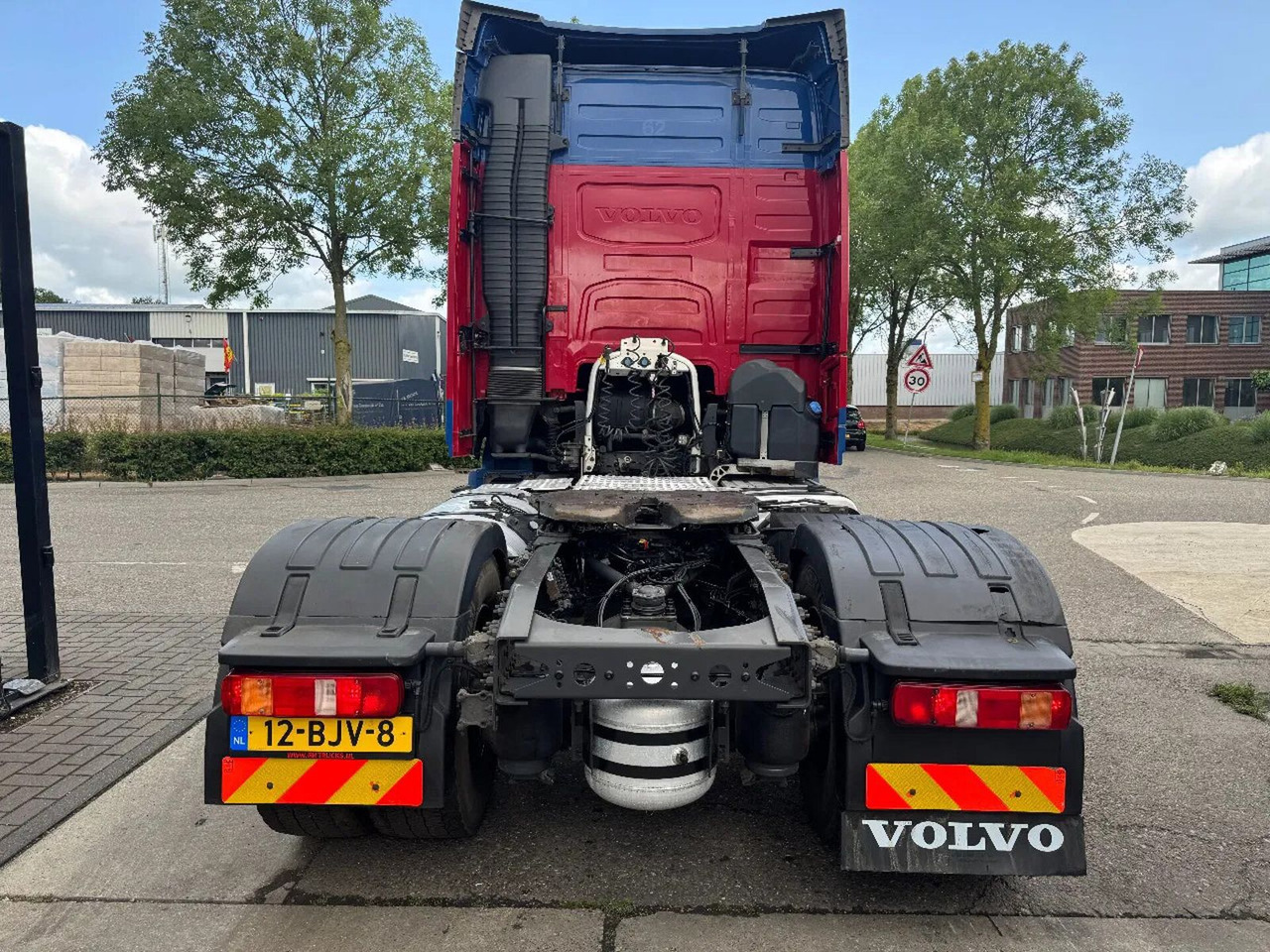 وحدة جر Volvo FH 420 4X2 SPOILERS STANDKLIMA EURO 6 2017: صورة 6