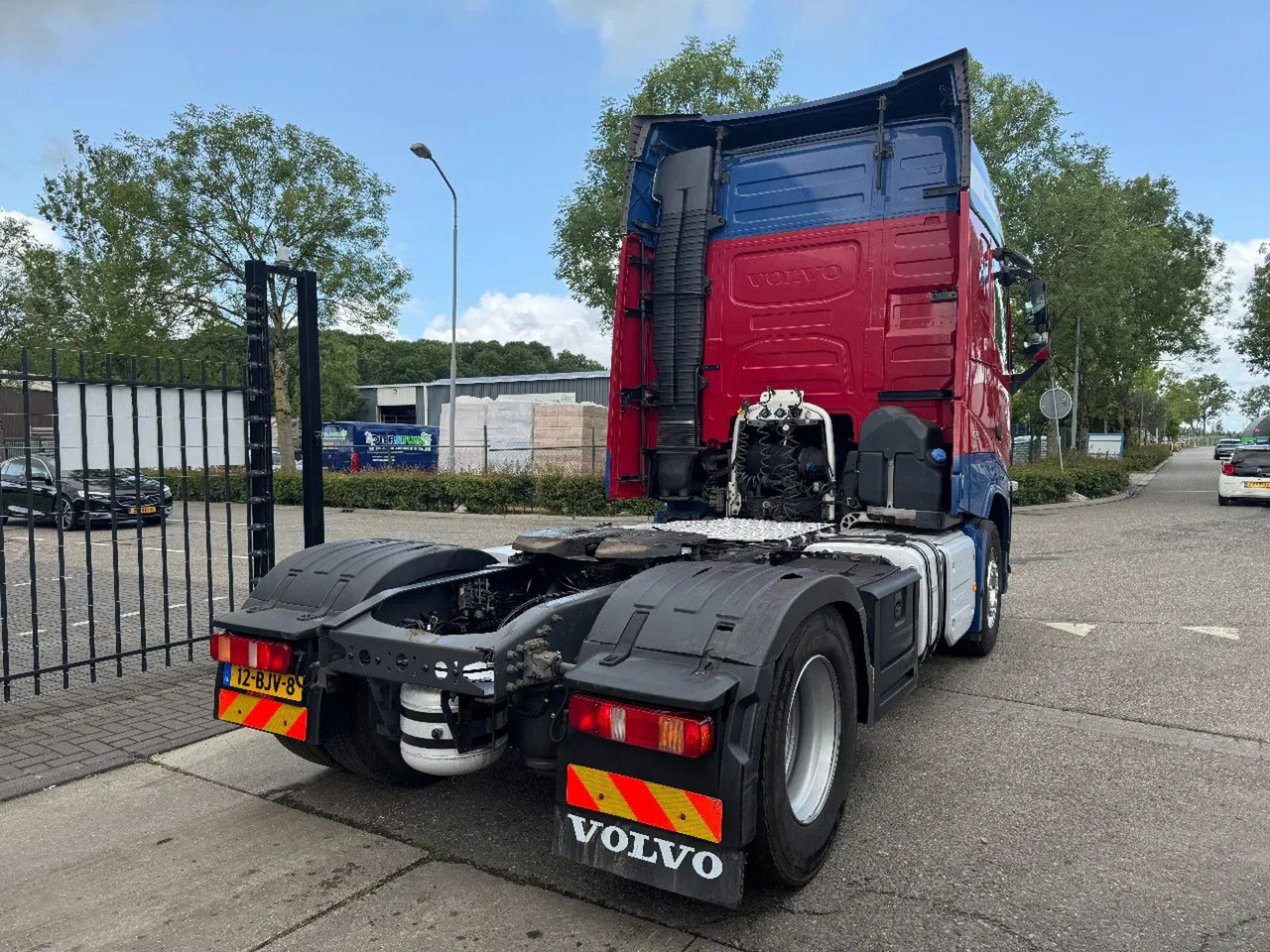 Volvo FH 420 4X2 SPOILERS STANDKLIMA EURO 6 2017 - وحدة جر: صورة 5 Volvo FH 420 4X2 SPOILERS STANDKLIMA EURO 6 2017 - وحدة جر: صورة 5