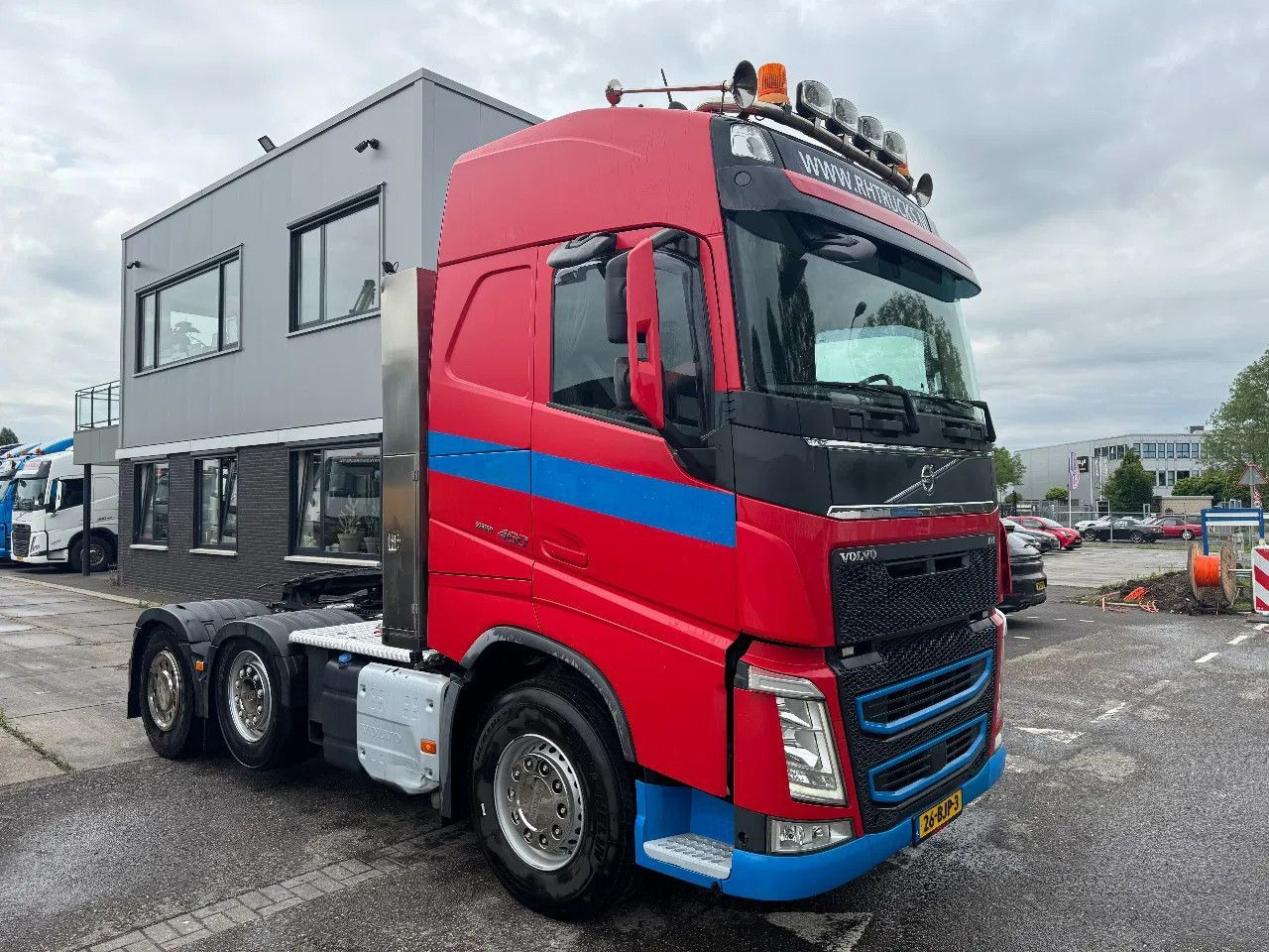 Volvo FH 460 6X2 EURO 6 ONLY 252.195 KM TÜV 07-2026 - وحدة جر: صورة 3 Volvo FH 460 6X2 EURO 6 ONLY 252.195 KM TÜV 07-2026 - وحدة جر: صورة 3