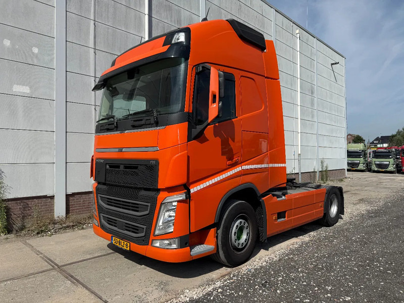 Volvo FH 500 4X2 EURO 6 + I-ParkCool - وحدة جر: صورة 1 Volvo FH 500 4X2 EURO 6 + I-ParkCool - وحدة جر: صورة 1