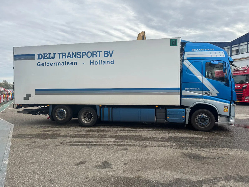 Volvo FH 500 6X2 TRS COOLING EURO 6 DHOLLANDIA LIFT - شاحنة الفريزر: صورة 4 Volvo FH 500 6X2 TRS COOLING EURO 6 DHOLLANDIA LIFT - شاحنة الفريزر: صورة 4