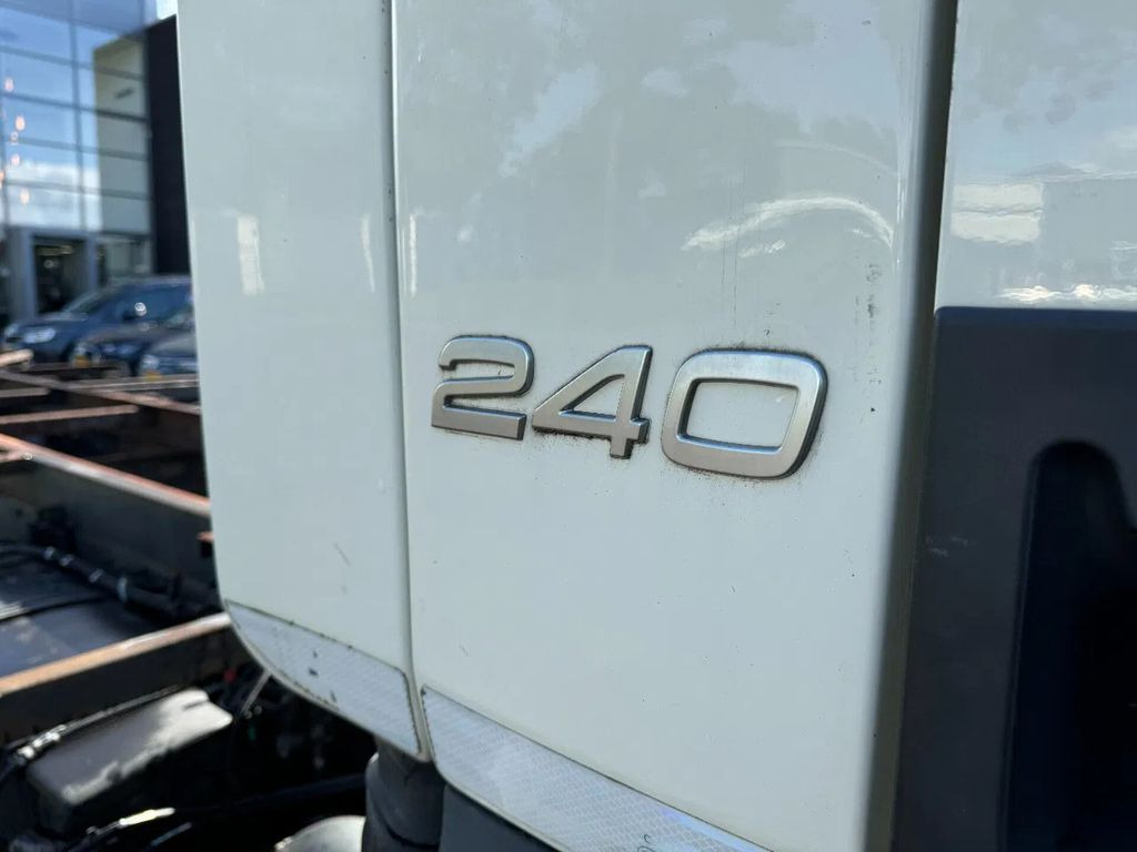 Volvo FL 240 4X2 - EURO 5 - TÜV 08-2025 - شاحنة هيكل كابينة: صورة 5 Volvo FL 240 4X2 - EURO 5 - TÜV 08-2025 - شاحنة هيكل كابينة: صورة 5