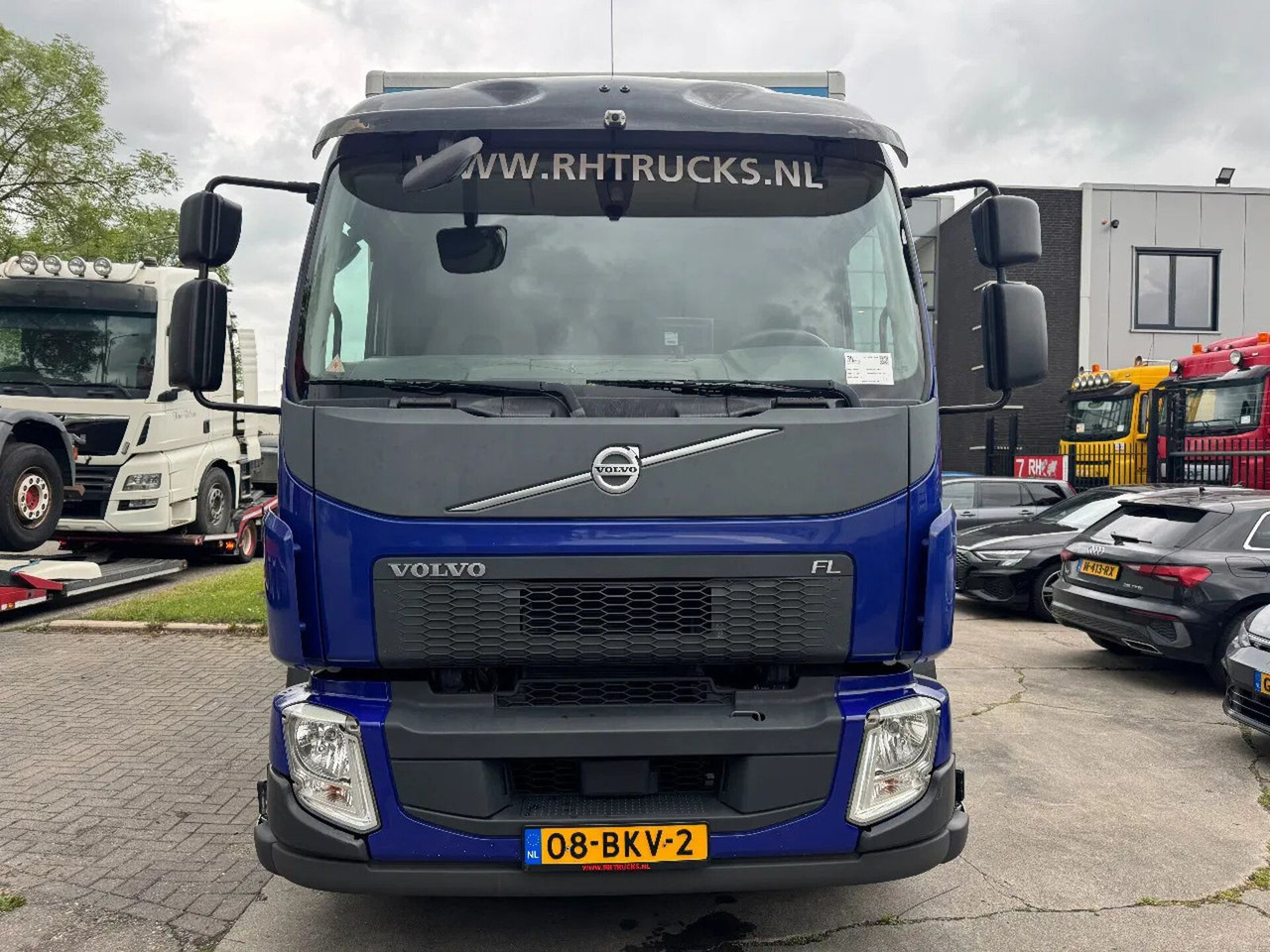 Volvo FL 250 4X2 EURO 6 DHOLLANDIA LIFT + CARGOLOCK TÜ - شاحنة مقفلة: صورة 2 Volvo FL 250 4X2 EURO 6 DHOLLANDIA LIFT + CARGOLOCK TÜ - شاحنة مقفلة: صورة 2