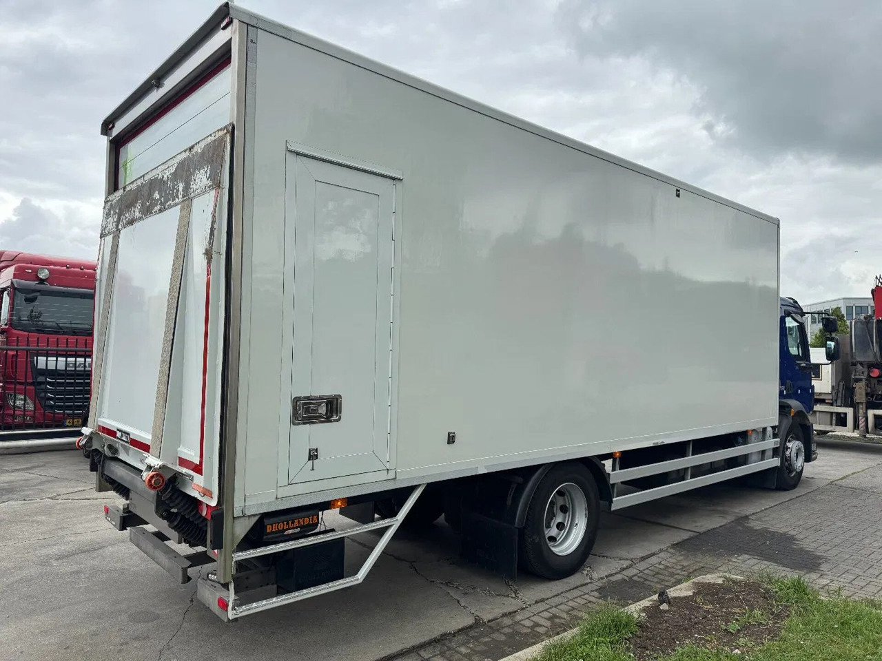 Volvo FL 250 4X2 EURO 6 DHOLLANDIA LIFT + CARGOLOCK TÜ - شاحنة مقفلة: صورة 4 Volvo FL 250 4X2 EURO 6 DHOLLANDIA LIFT + CARGOLOCK TÜ - شاحنة مقفلة: صورة 4