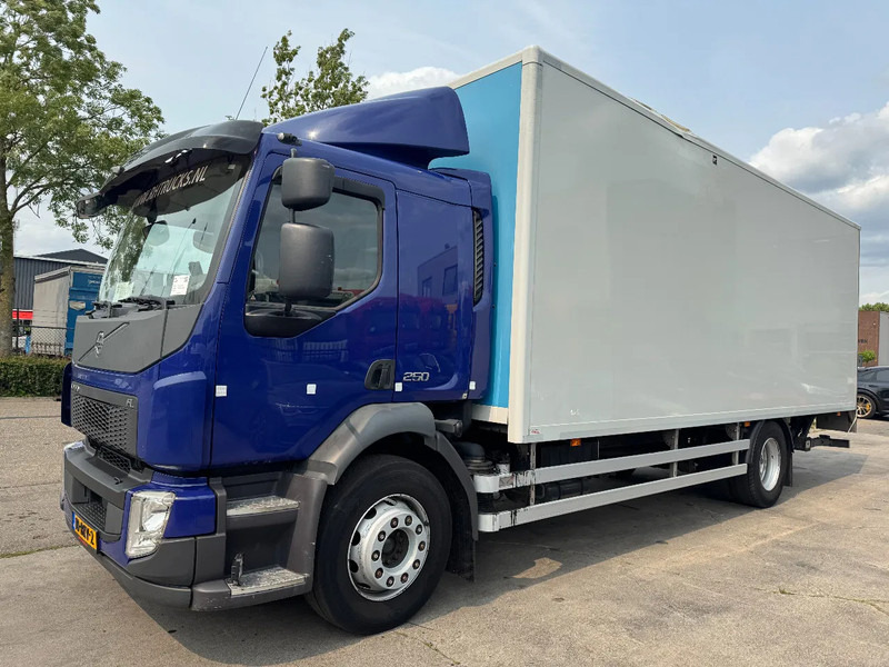 Volvo FL 250 4X2 - EURO 6 + DHOLLANDIA LIFT + TÜV 05-2026 - شاحنة مقفلة: صورة 2 Volvo FL 250 4X2 - EURO 6 + DHOLLANDIA LIFT + TÜV 05-2026 - شاحنة مقفلة: صورة 2