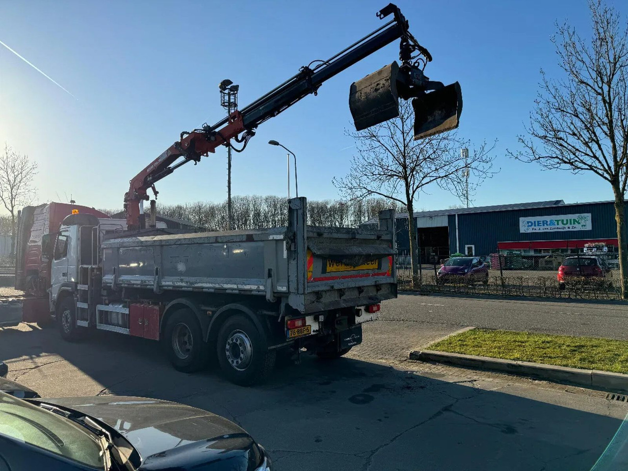 Volvo FM 330 6X2 - EURO 5 + ATLAS 126.3E A2 + REMOTE + - شاحنة قلاب, شاحنة كرين: صورة 4 Volvo FM 330 6X2 - EURO 5 + ATLAS 126.3E A2 + REMOTE + - شاحنة قلاب, شاحنة كرين: صورة 4