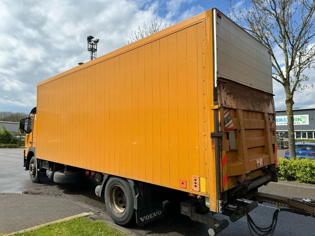 Volvo FM 370 4X2 EURO 6 + CARGOBOX + CARGOLIFT ZEPRO - شاحنة مقفلة: صورة 5 Volvo FM 370 4X2 EURO 6 + CARGOBOX + CARGOLIFT ZEPRO - شاحنة مقفلة: صورة 5