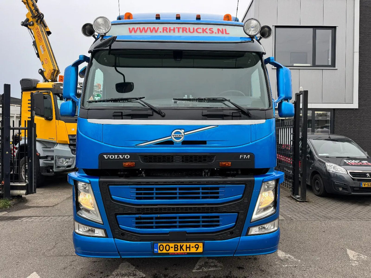 Volvo FM 370 4X2 EURO 6 SKIRTS TÜV TILL 10-2025 - وحدة جر: صورة 2 Volvo FM 370 4X2 EURO 6 SKIRTS TÜV TILL 10-2025 - وحدة جر: صورة 2