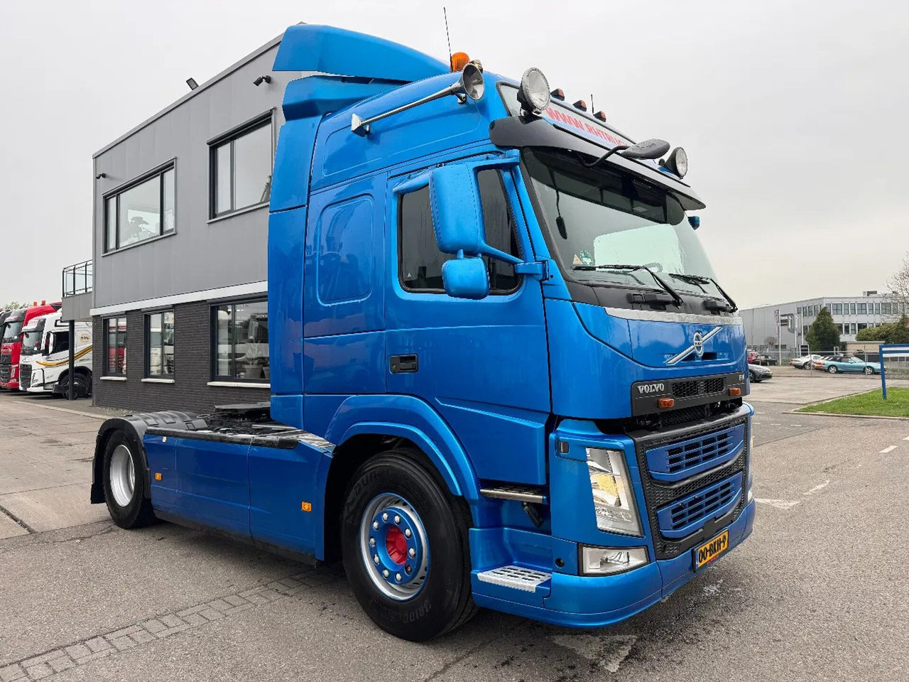Volvo FM 370 4X2 EURO 6 SKIRTS TÜV TILL 10-2025 - وحدة جر: صورة 3 Volvo FM 370 4X2 EURO 6 SKIRTS TÜV TILL 10-2025 - وحدة جر: صورة 3