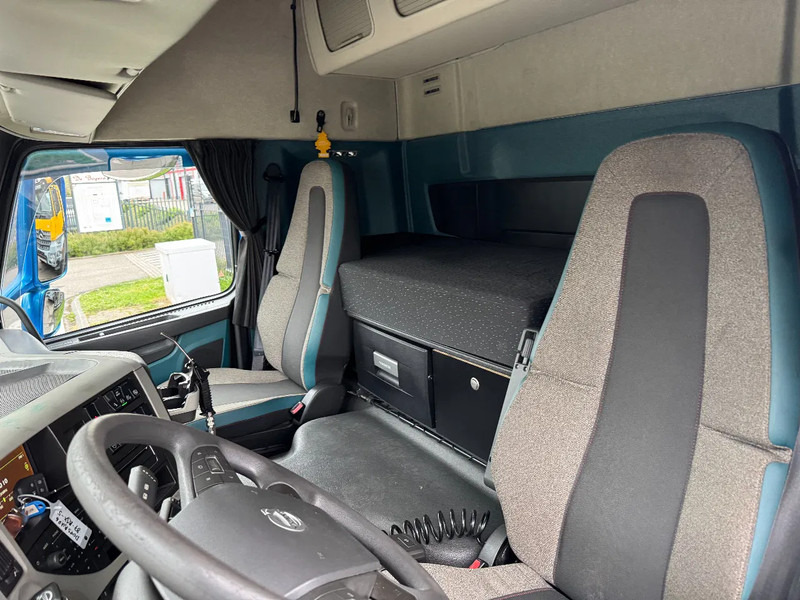وحدة جر Volvo FM 370 4X2 SPOILERS EURO 6 SKIRTS HOLLAND TRUCK TÜV TILL 09-2025: صورة 8