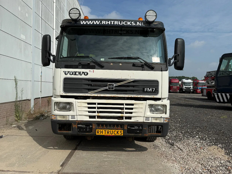 Volvo FM 7.290 4X2 - EURO 2 + MANUAL GEARBOX - شاحنات مسطحة: صورة 2 Volvo FM 7.290 4X2 - EURO 2 + MANUAL GEARBOX - شاحنات مسطحة: صورة 2