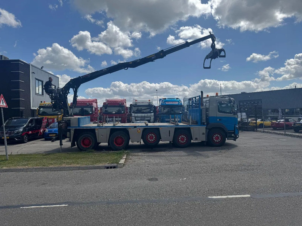 Volvo FMX 460 10X4 HIAB J2640ZT + HULTDINS GRIJPER HUB - شاحنات مسطحة, شاحنة كرين: صورة 4 Volvo FMX 460 10X4 HIAB J2640ZT + HULTDINS GRIJPER HUB - شاحنات مسطحة, شاحنة كرين: صورة 4