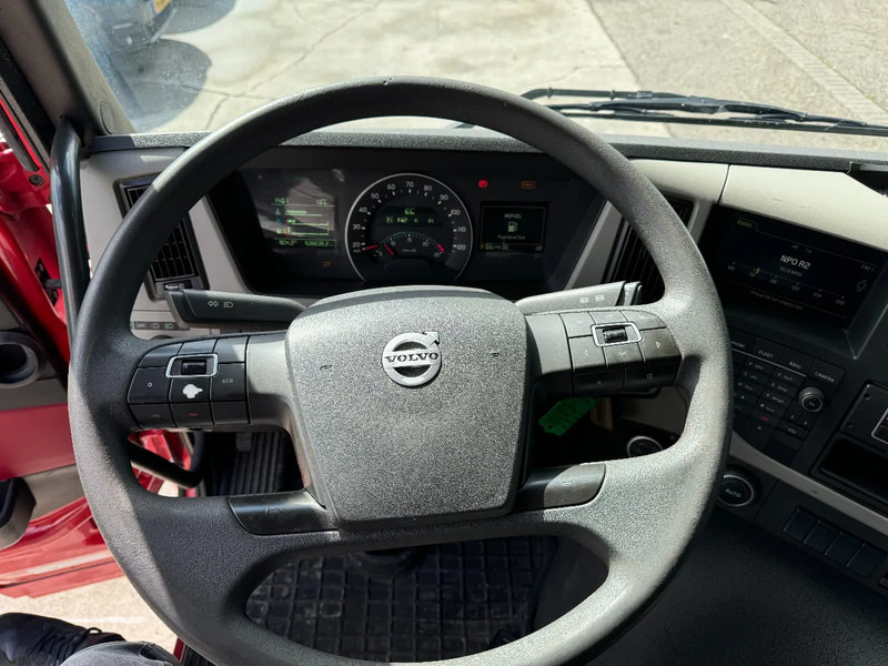 شاحنات مسطحة, شاحنة كرين Volvo FMX 460 8X4 PALFINGER PK53002 + FLY JIP AN REMOTE CONTROLE, LAST AXEL STEERING: صورة 10