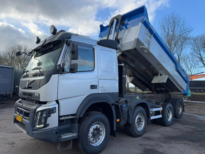Volvo FMX 540 8X4 - EURO 6 + KIPPER + LIFTING AXLE - شاحنة قلاب: صورة 1 Volvo FMX 540 8X4 - EURO 6 + KIPPER + LIFTING AXLE - شاحنة قلاب: صورة 1