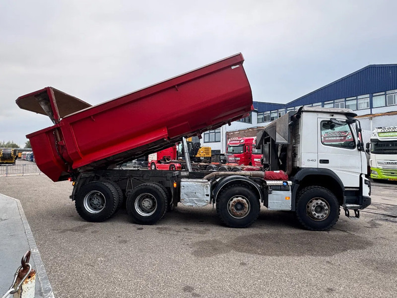 Volvo FMX 540 8X4 FULL STEEL HUB REDUCTION JORPE RETARDER - شاحنة قلاب: صورة 3 Volvo FMX 540 8X4 FULL STEEL HUB REDUCTION JORPE RETARDER - شاحنة قلاب: صورة 3
