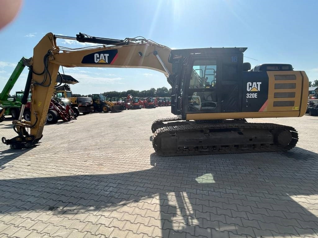 CATERPILLAR 320 EL - حفار زحاف: صورة 1 CATERPILLAR 320 EL - حفار زحاف: صورة 1