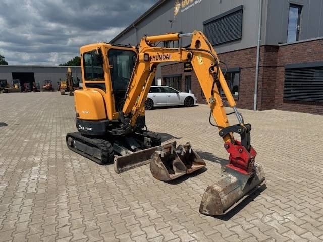 HYUNDAI R25Z-9 AK - حفارة مُصَّغرة: صورة 3 HYUNDAI R25Z-9 AK - حفارة مُصَّغرة: صورة 3