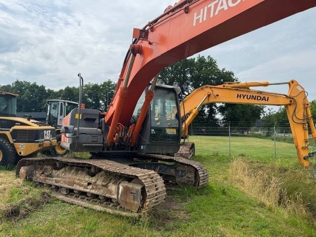 Hitachi ZX 210 LC - حفار زحاف: صورة 3 Hitachi ZX 210 LC - حفار زحاف: صورة 3
